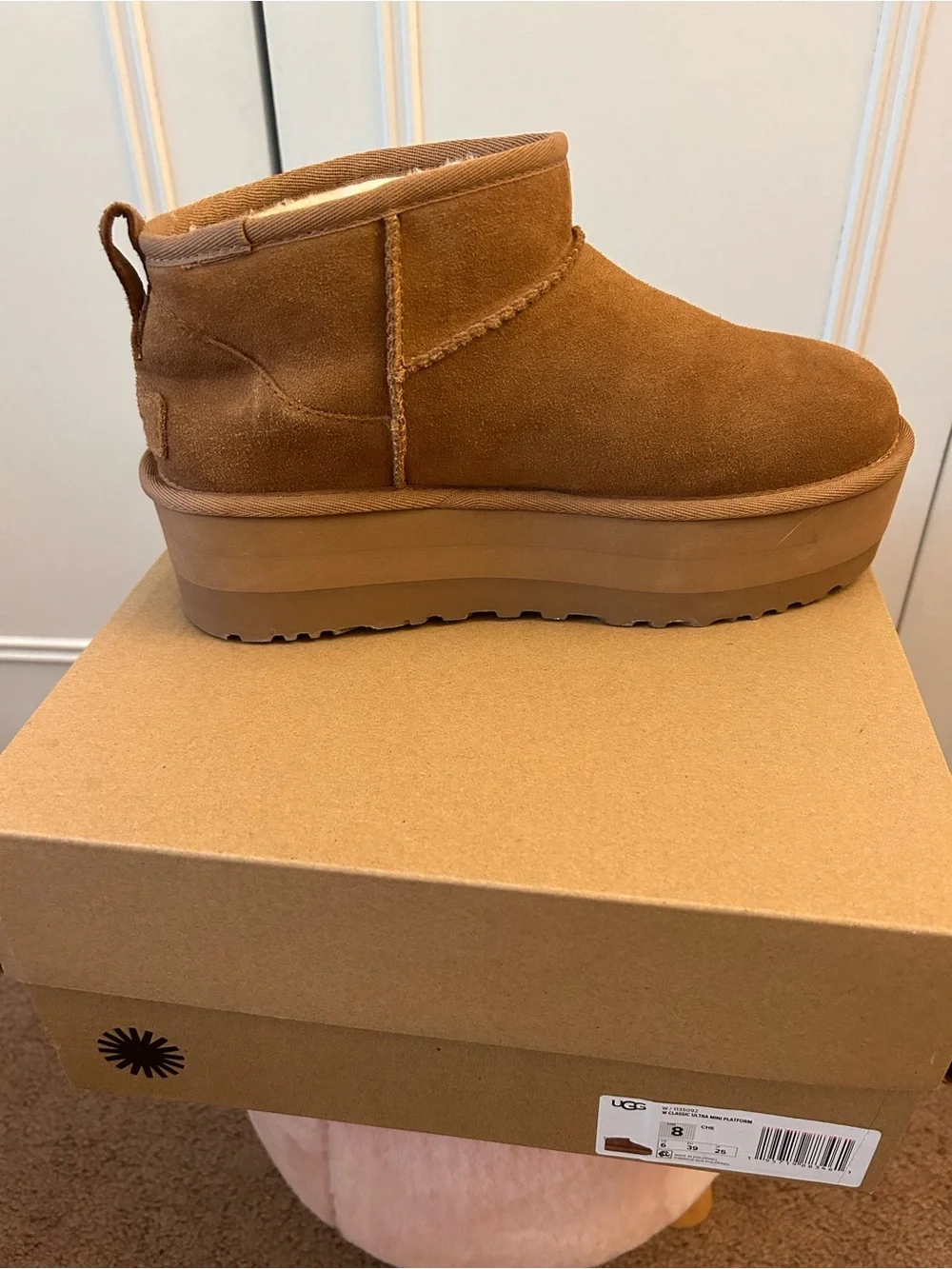 UGG classic ultra